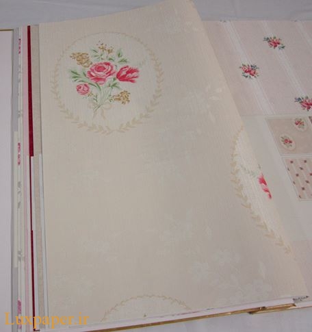کاغذ دیواری گلدار هیلدا کد 18044